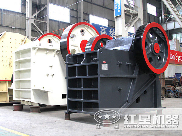 顎式破碎機(jī)生產(chǎn)車(chē)間