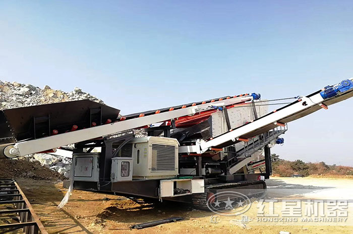 移動式制砂機(jī)現(xiàn)場作業(yè)圖